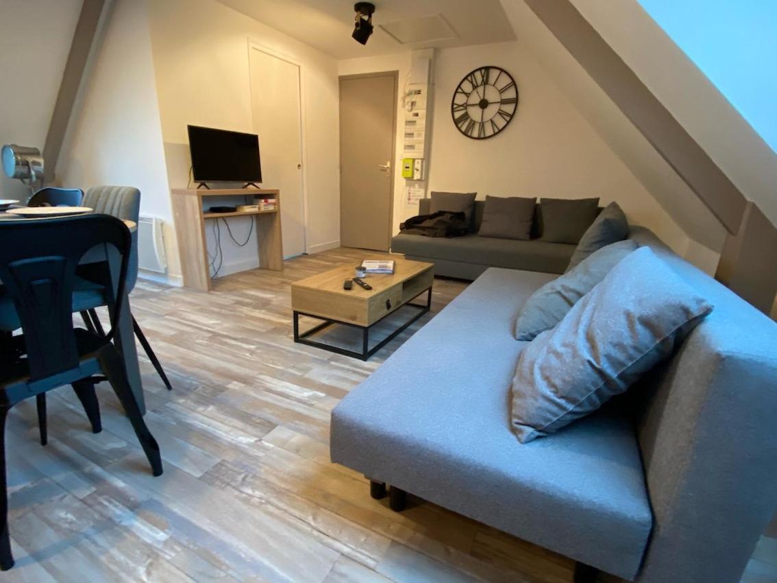 Residence Des 3 Iles, En Plein Centre-Ville, A 5 Min Des Plages, 3 Appartements Neufs Étables Exterior foto
